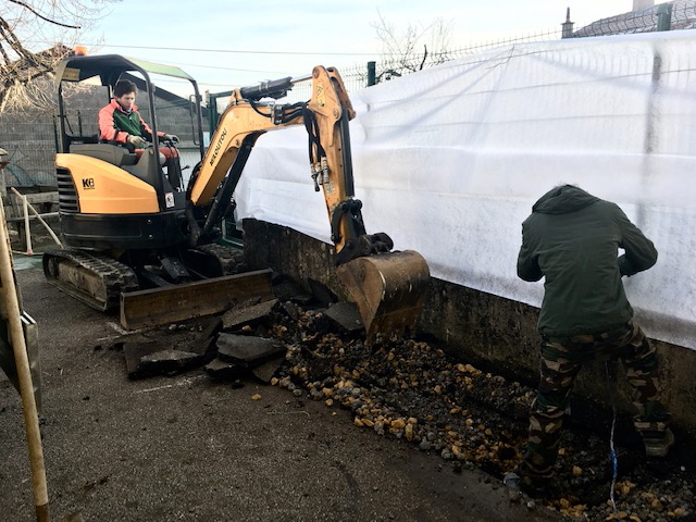 Végétalisation de la cour d’école primaire de Plappeville