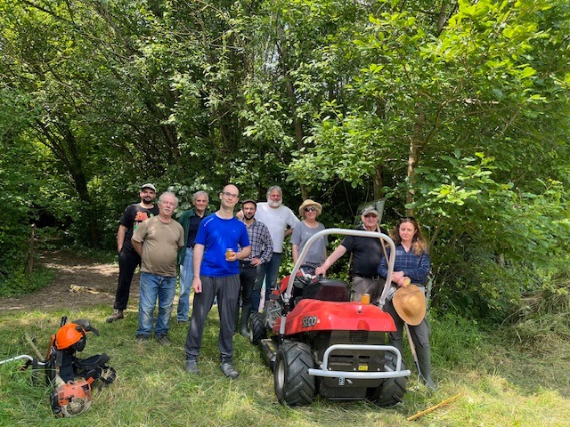 Chantier d’été dans le verger !