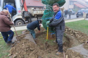 597886263_2658882794464253_8115956173223863457_n-768x512